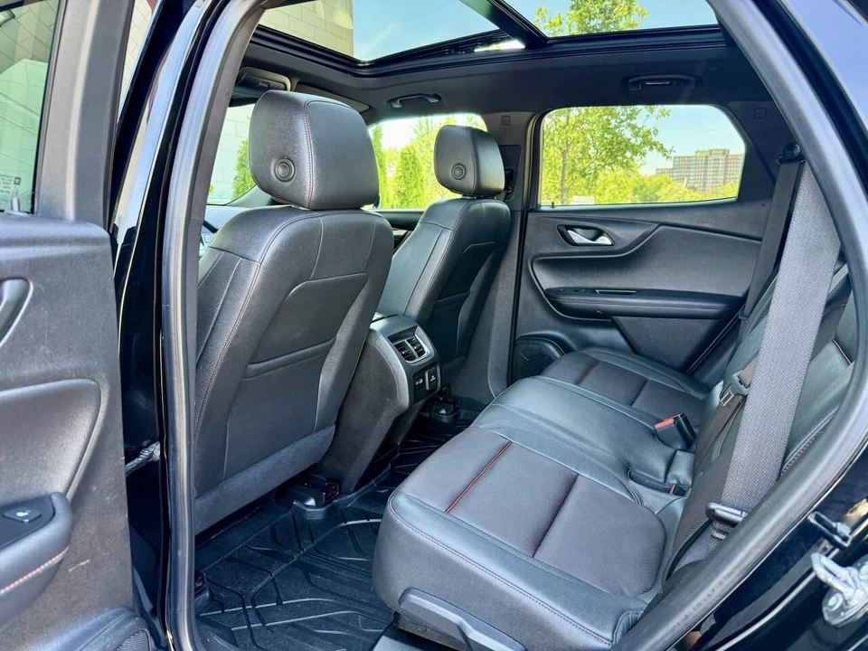 2024 Chevrolet Blazer - Image 29 of 31