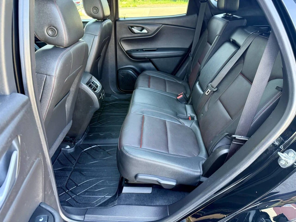 2024 Chevrolet Blazer - Image 28 of 31