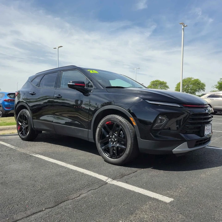 2024 Chevrolet Blazer - Image 2 of 20