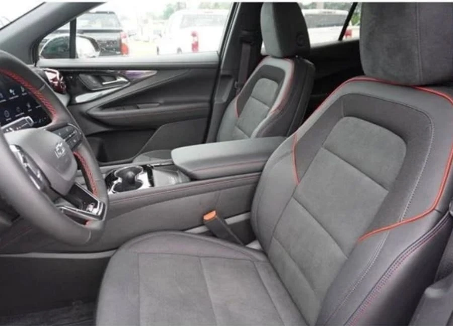 2024 Chevrolet Blazer - Image 15 of 17