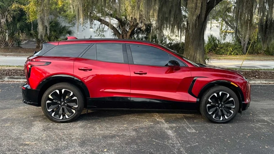 2024 Chevrolet Blazer - Image 2 of 17