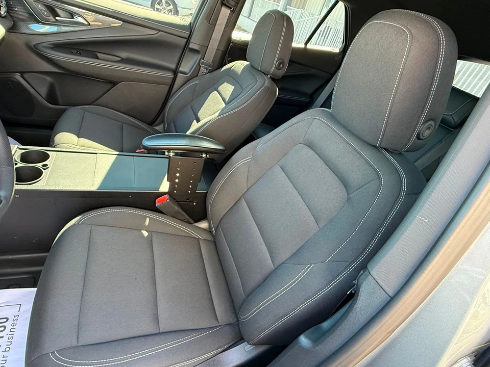 2024 Chevrolet Blazer - Image 2 of 12
