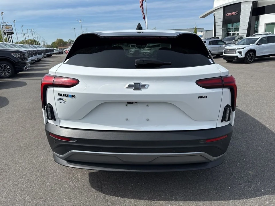 2024 Chevrolet Blazer - Image 4 of 31