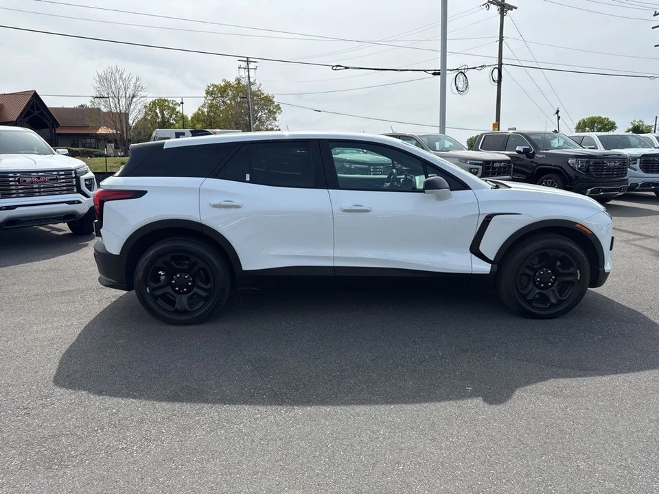2024 Chevrolet Blazer - Image 6 of 21