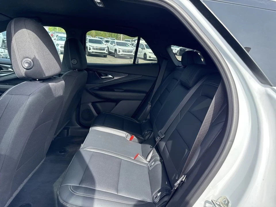 2024 Chevrolet Blazer - Image 11 of 31