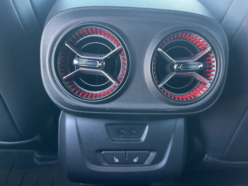 2024 Chevrolet Blazer - Image 14 of 21