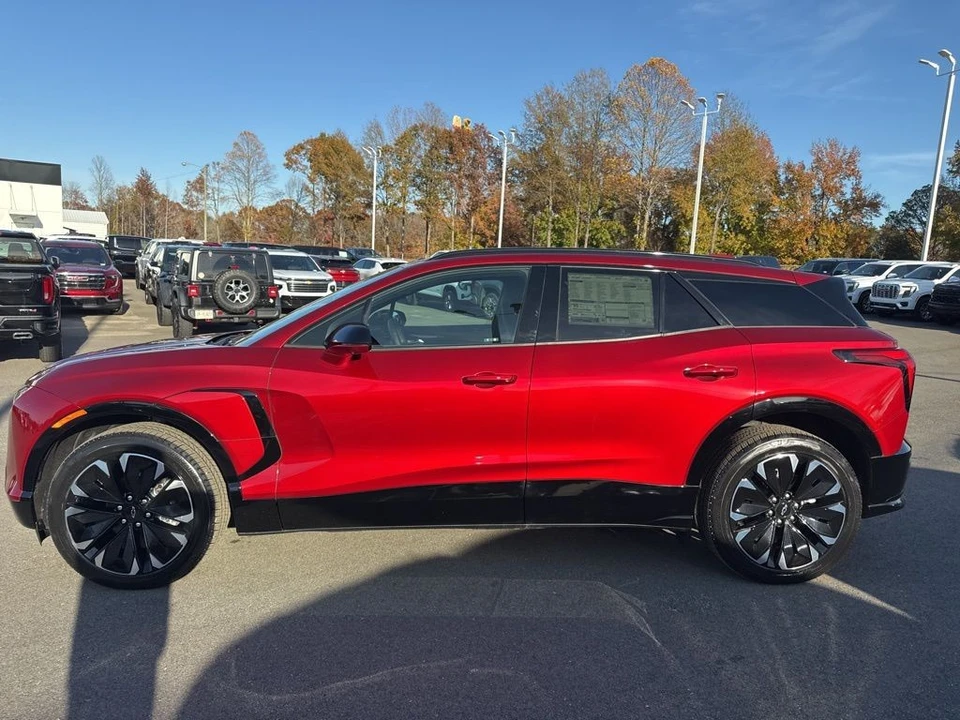 2024 Chevrolet Blazer - Image 2 of 12