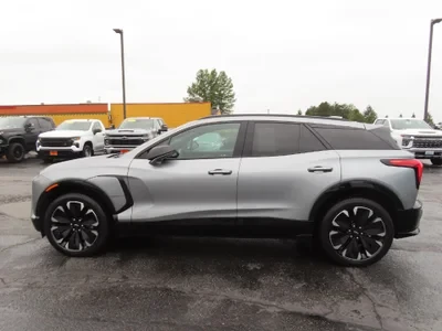 2024 Chevrolet Blazer - Image 2 of 5