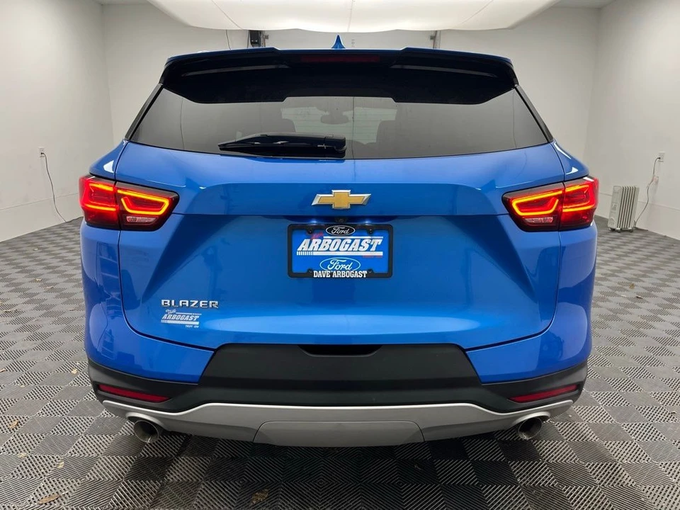 2024 Chevrolet Blazer - Image 9 of 12