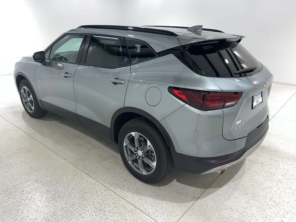 2024 Chevrolet Blazer - Image 2 of 21