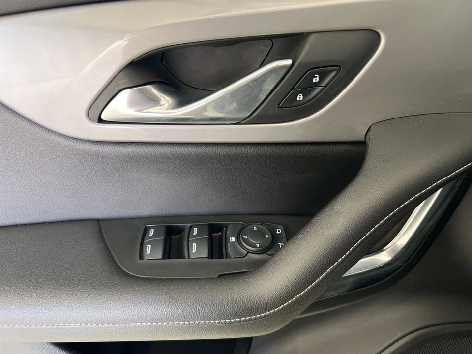 2024 Chevrolet Blazer - Image 20 of 21