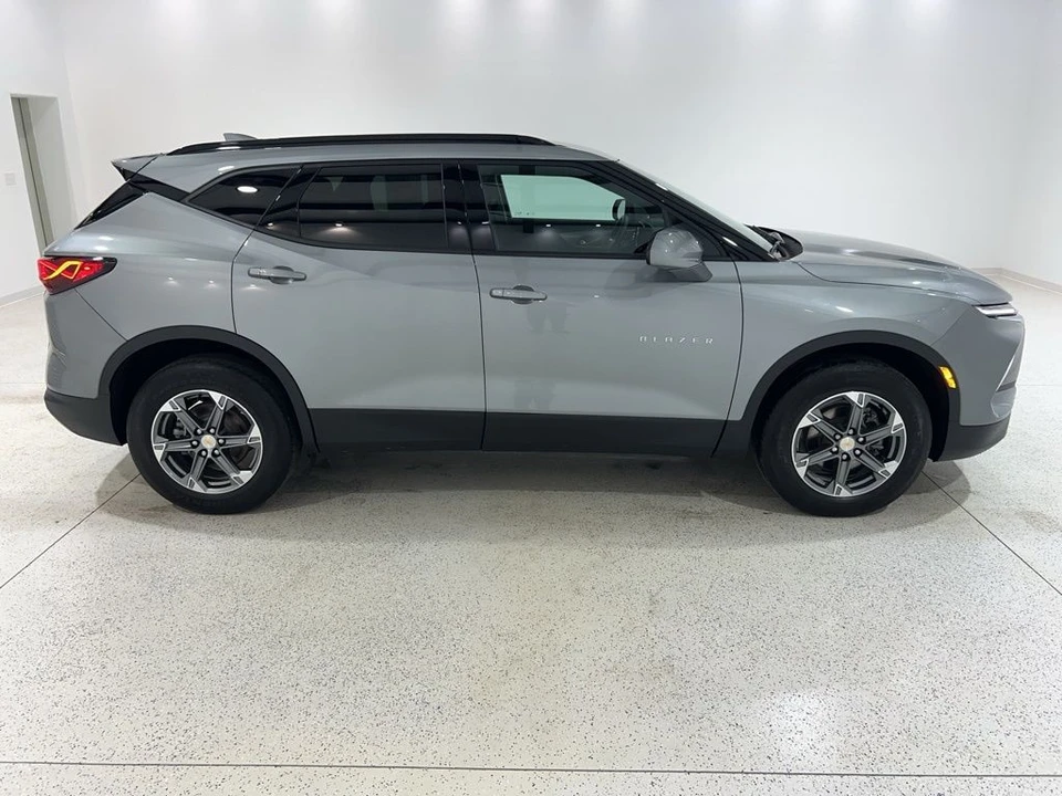2024 Chevrolet Blazer - Image 5 of 21