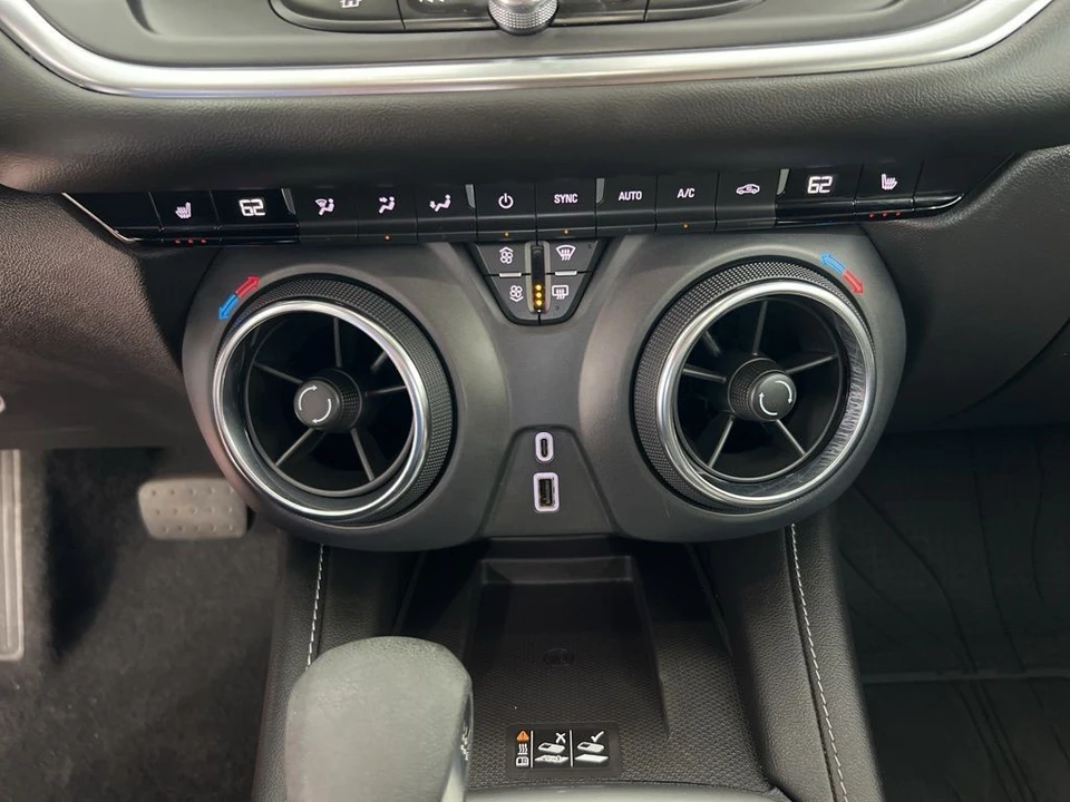 2024 Chevrolet Blazer - Image 16 of 21