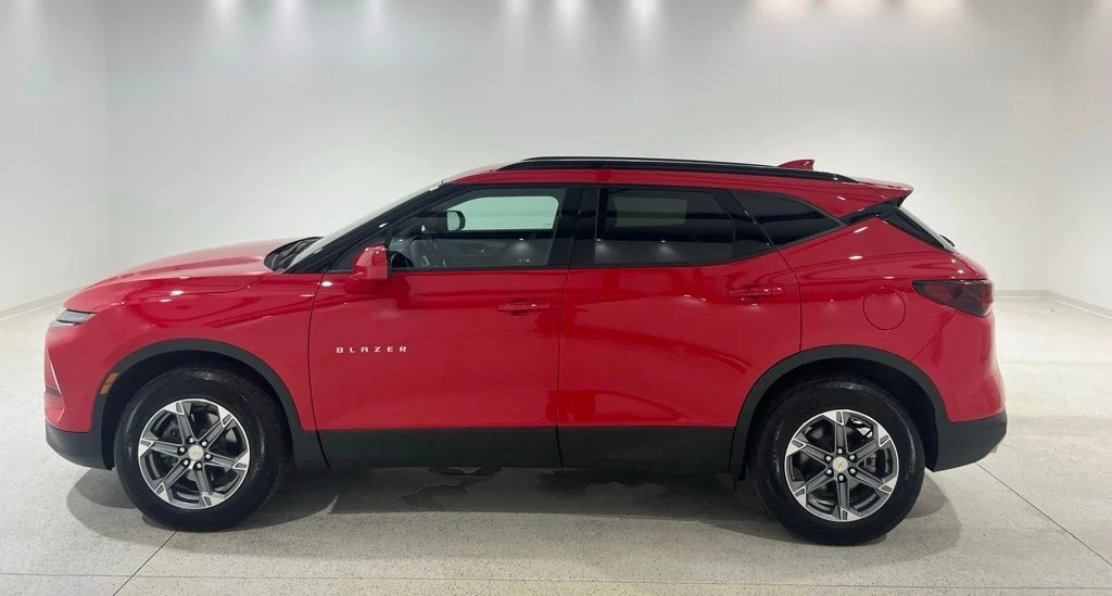 2024 Chevrolet Blazer - Image 2 of 21
