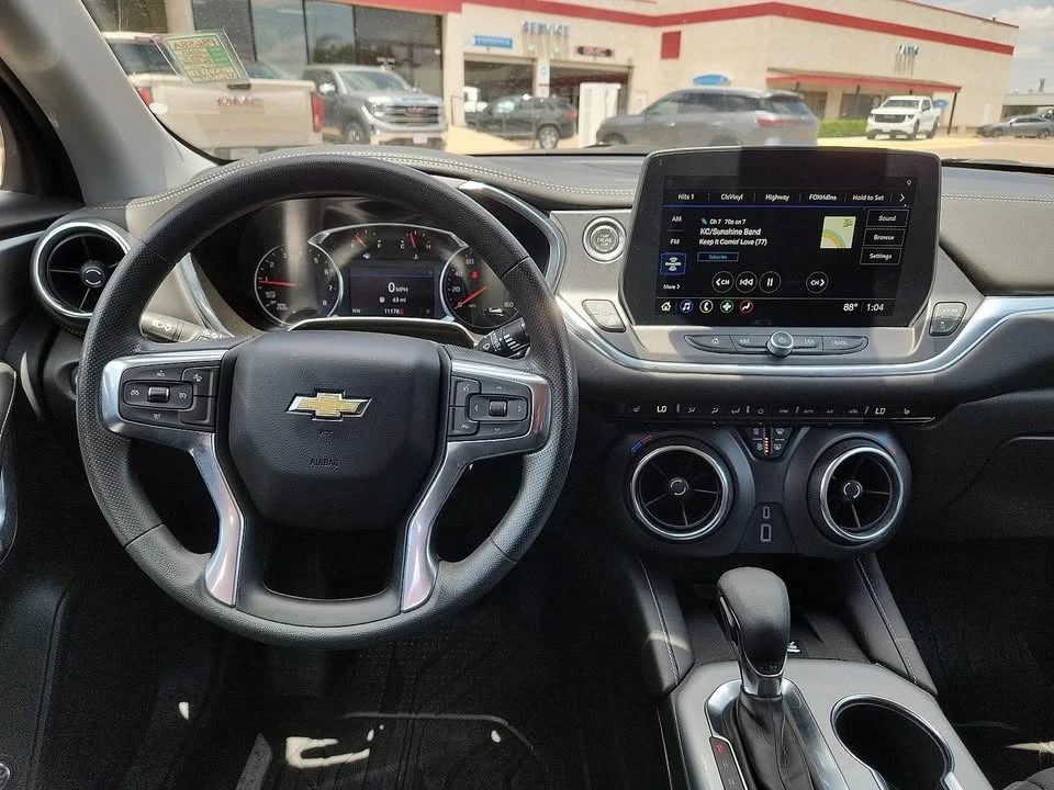 2024 Chevrolet Blazer - Image 12 of 16