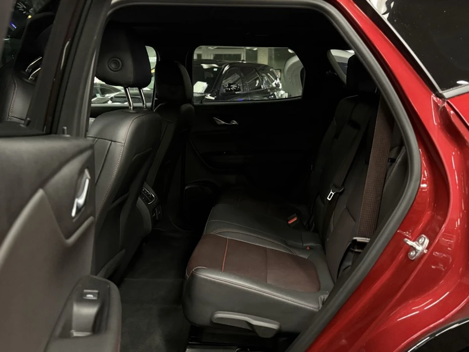 2024 Chevrolet Blazer - Image 23 of 31