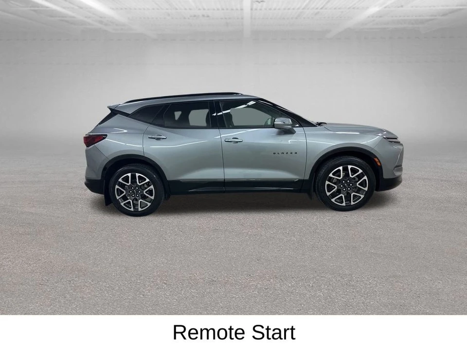 2024 Chevrolet Blazer - Image 15 of 31