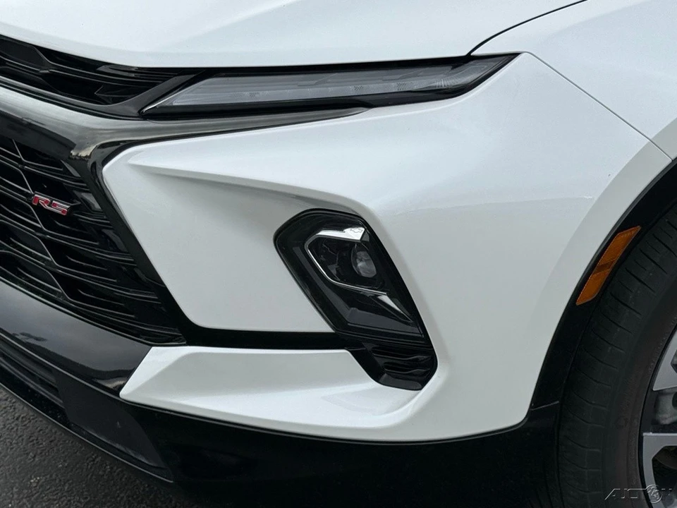 2024 Chevrolet Blazer - Image 9 of 12
