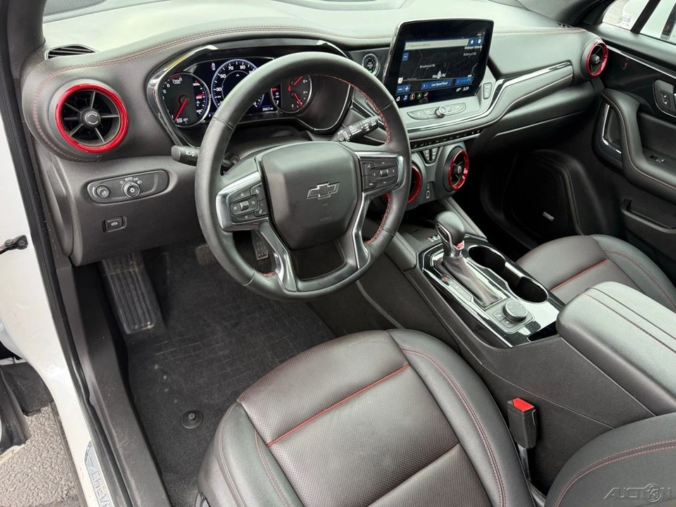 2024 Chevrolet Blazer - Image 11 of 12