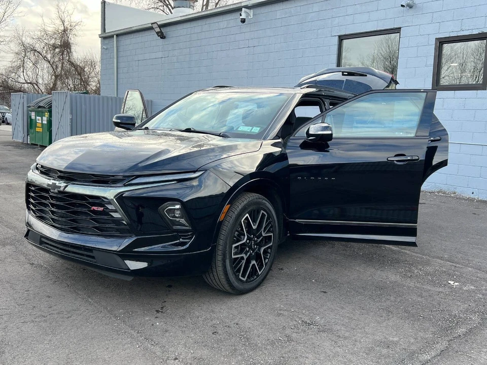 2024 Chevrolet Blazer - Image 14 of 21