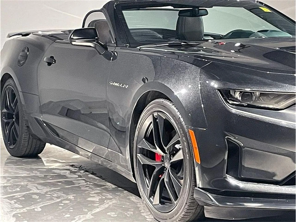 2024 Chevrolet Camaro 6th Gen - Image 19 of 31