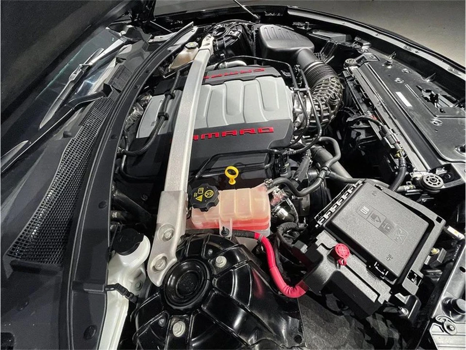 2024 Chevrolet Camaro 6th Gen - Image 26 of 31