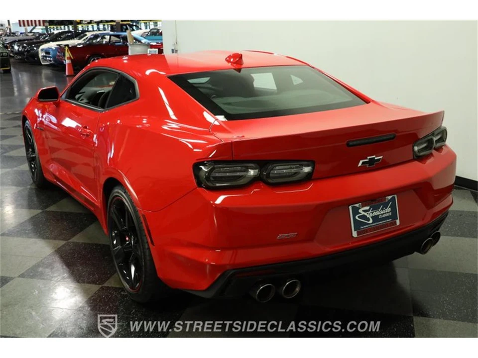 2024 Chevrolet Camaro 6th Gen - Image 8 of 31