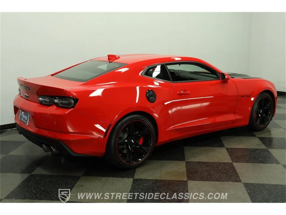 2024 Chevrolet Camaro 6th Gen - Image 12 of 31