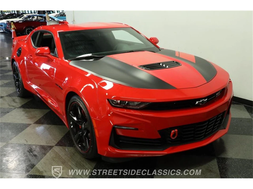 2024 Chevrolet Camaro 6th Gen - Image 15 of 31
