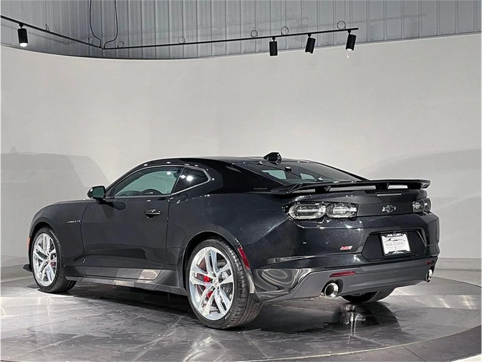 2024 Chevrolet Camaro 6th Gen - Image 9 of 31