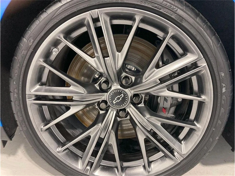2024 Chevrolet Camaro 6th Gen - Image 18 of 31