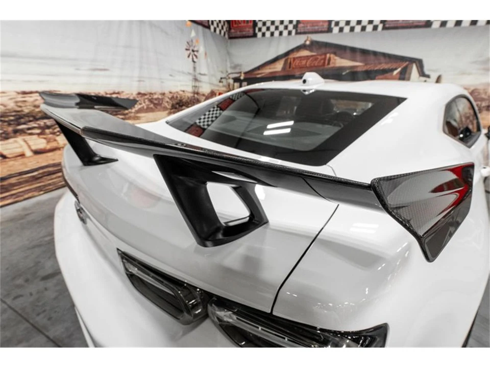 2024 Chevrolet Camaro 6th Gen - Image 12 of 31