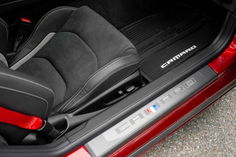 2024 Chevrolet Camaro 6th Gen - Image 23 of 30