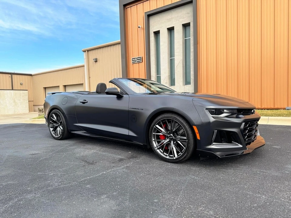 2024 Chevrolet Camaro - Image 2 of 31