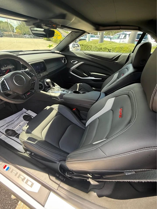 2024 Chevrolet Camaro SS 6th Gen - Image 6 of 10