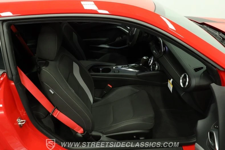 2024 Chevrolet Camaro SS 6th Gen - Image 29 of 31