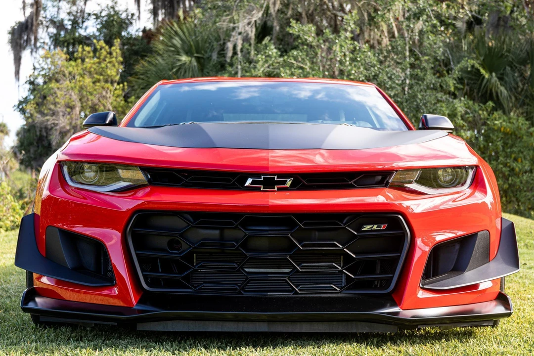 2024 Chevrolet Camaro ZL1 6th Gen - Image 2 of 31