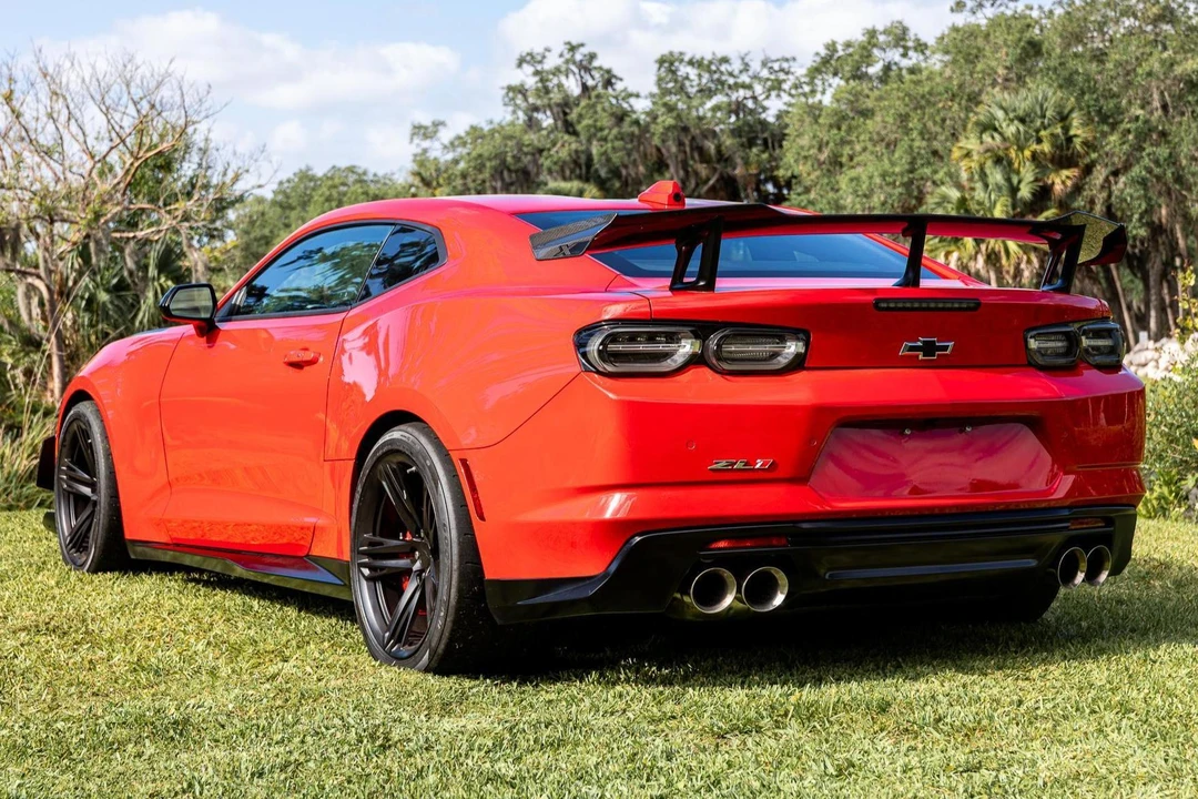 2024 Chevrolet Camaro ZL1 6th Gen - Image 4 of 31
