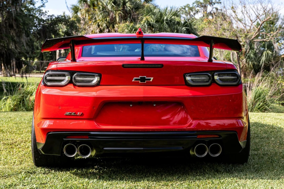 2024 Chevrolet Camaro ZL1 6th Gen - Image 5 of 31