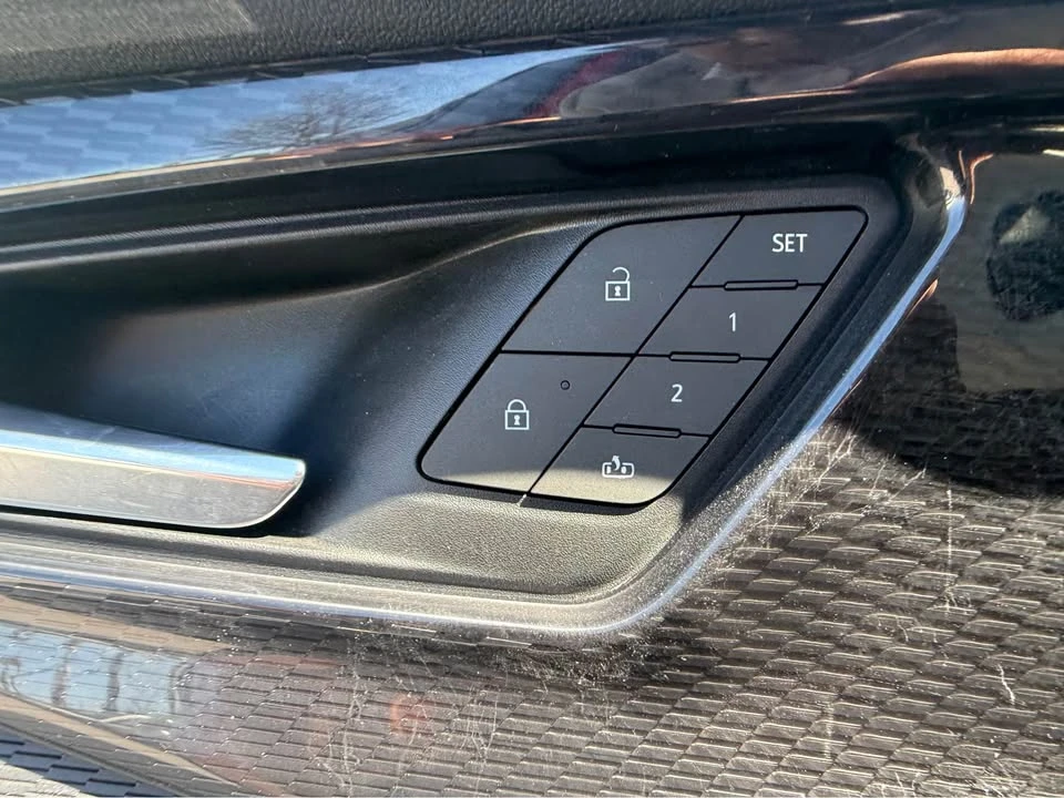 2024 Chevrolet Blazer - Image 10 of 14