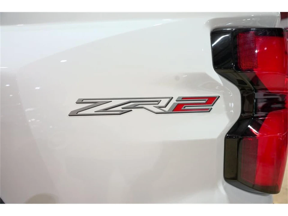 2024 Chevrolet Colorado 2nd Gen - Image 21 of 31