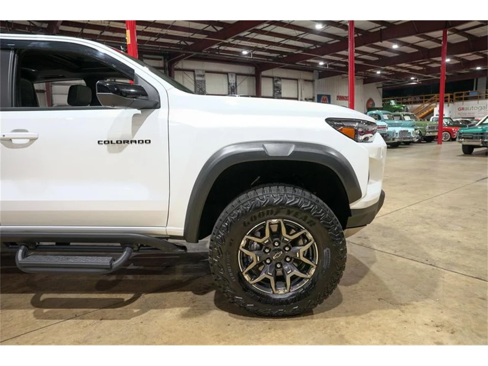 2024 Chevrolet Colorado 2nd Gen - Image 11 of 31