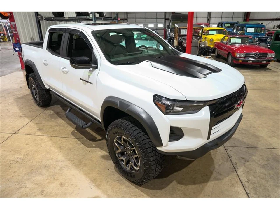 2024 Chevrolet Colorado 2nd Gen - Image 14 of 31