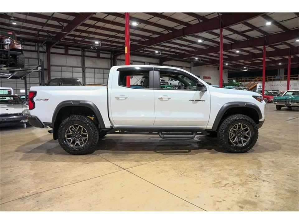 2024 Chevrolet Colorado 2nd Gen - Image 10 of 31