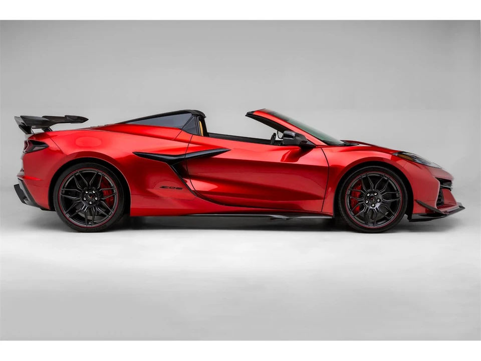 2024 Chevrolet - Image 2 of 31