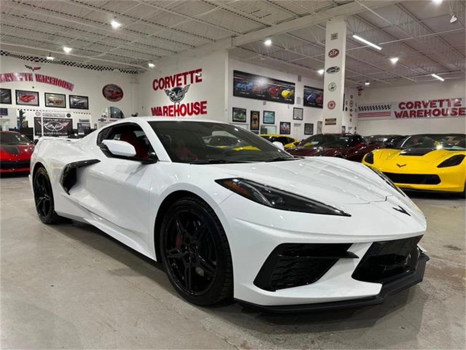 2024 Chevrolet Corvette C8 - Image 25 of 30