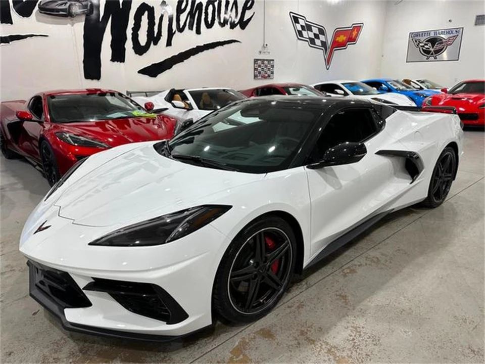 2024 Chevrolet Corvette C8 - Image 19 of 30