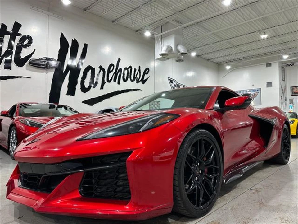 2024 Chevrolet Corvette C8 - Image 15 of 30