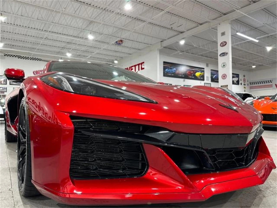 2024 Chevrolet Corvette C8 - Image 27 of 30