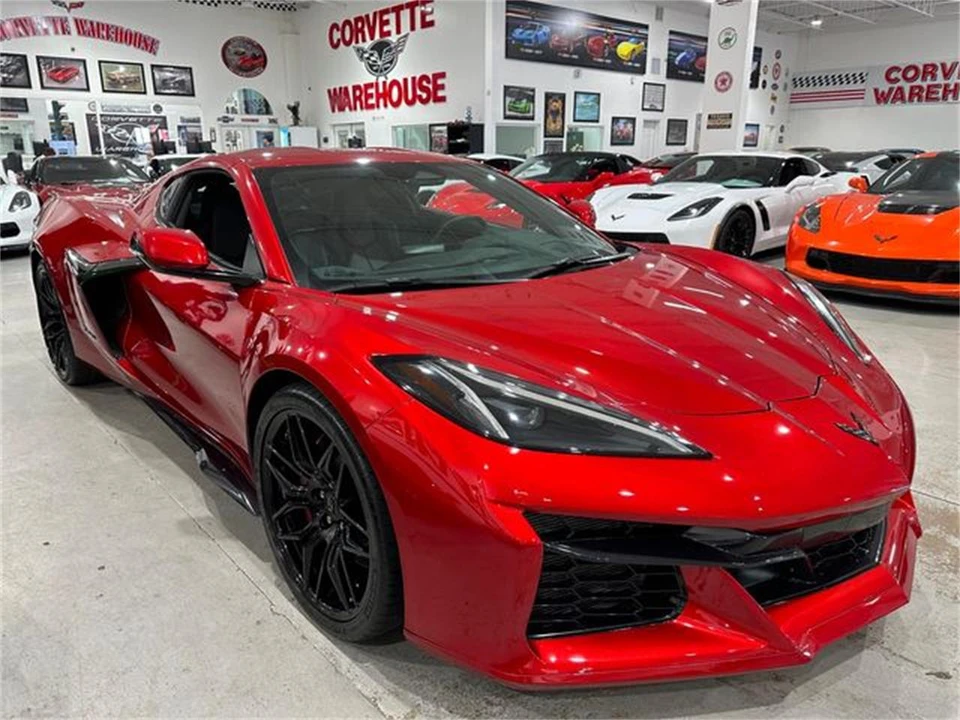 2024 Chevrolet Corvette C8 - Image 20 of 30